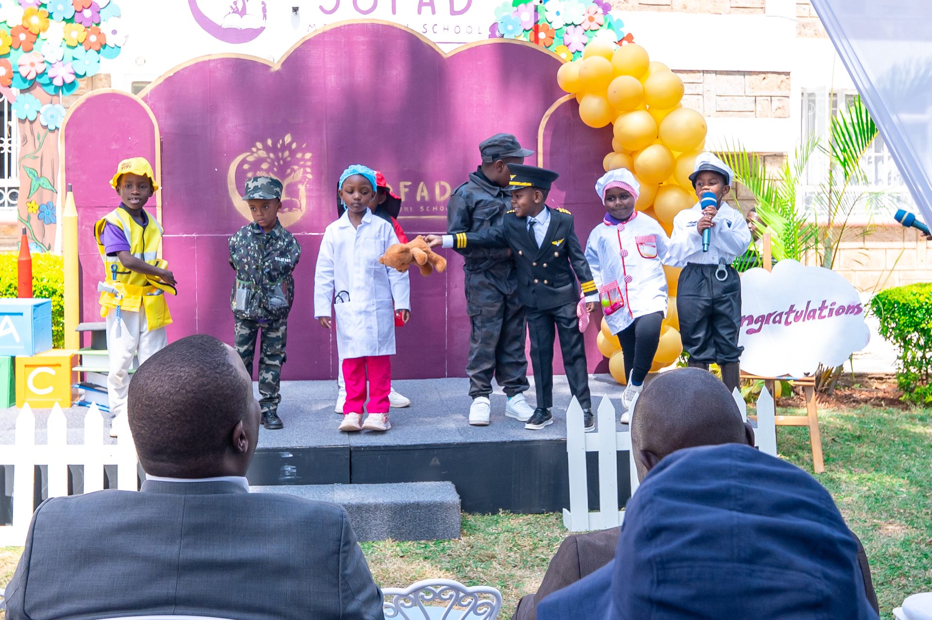 Jofad students dressed as future professionals on career exploration day